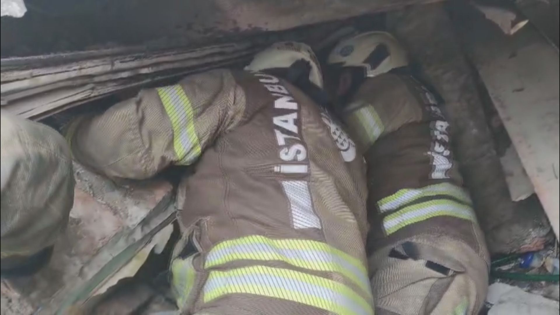 I S T A N B U L F A T I H T E C O K E N 2 B I N A D A E N K A Z 1224275 364033